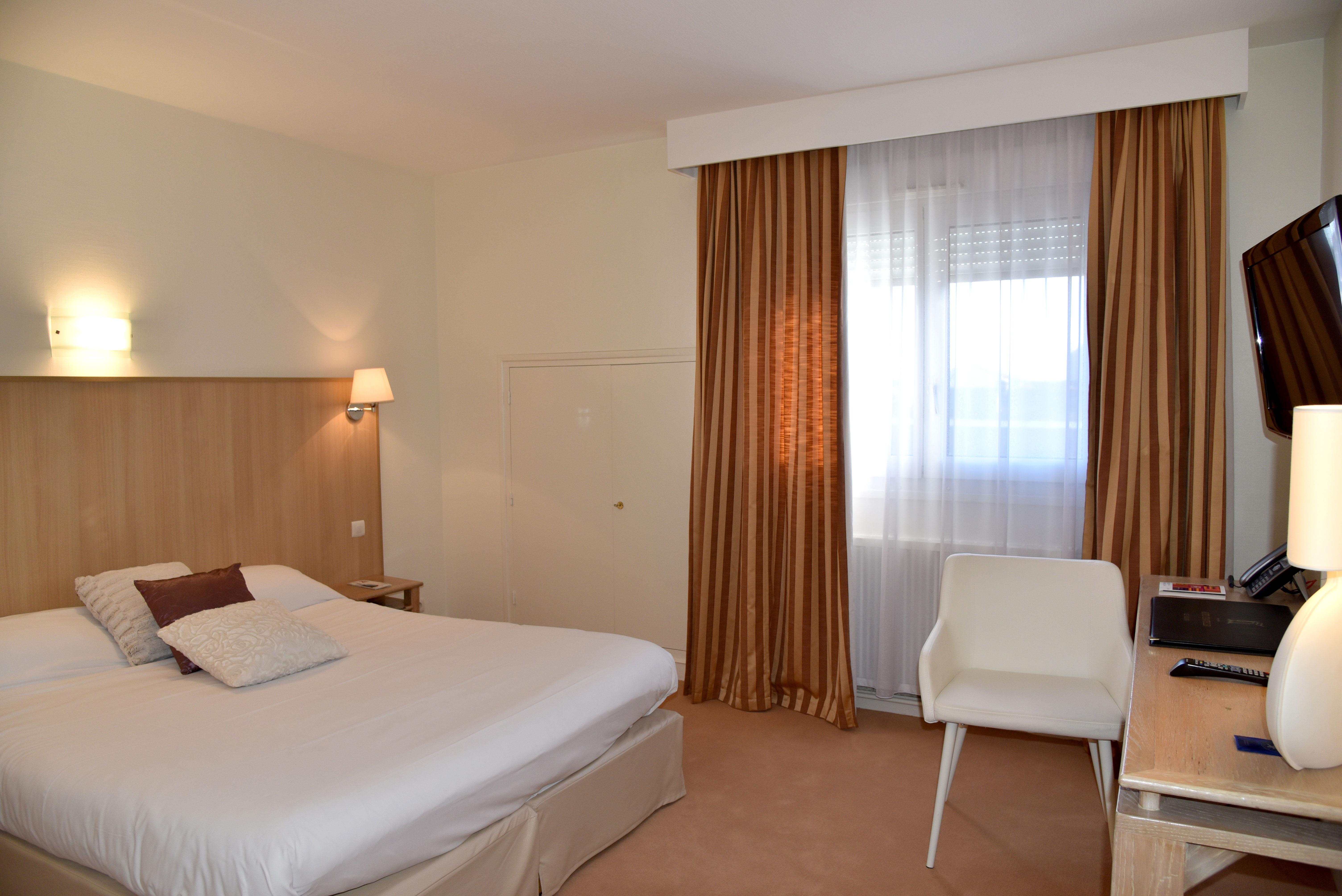 The Originals City, Hotel Chantecler, Le Mans Exterior foto